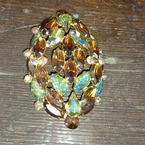 Beautiful Brooche VINTAGE.